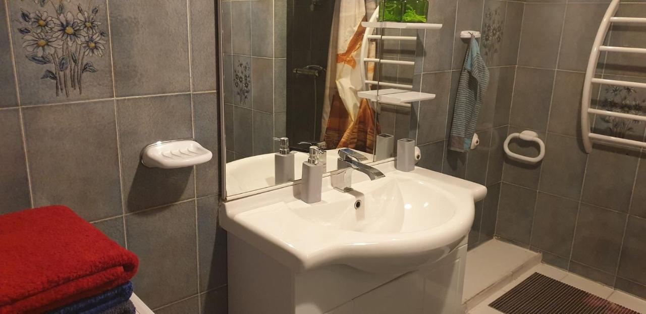 Location Saisonniere Appartement Coursan Buitenkant foto