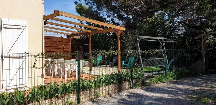 Location Saisonniere Appartement Coursan Buitenkant foto