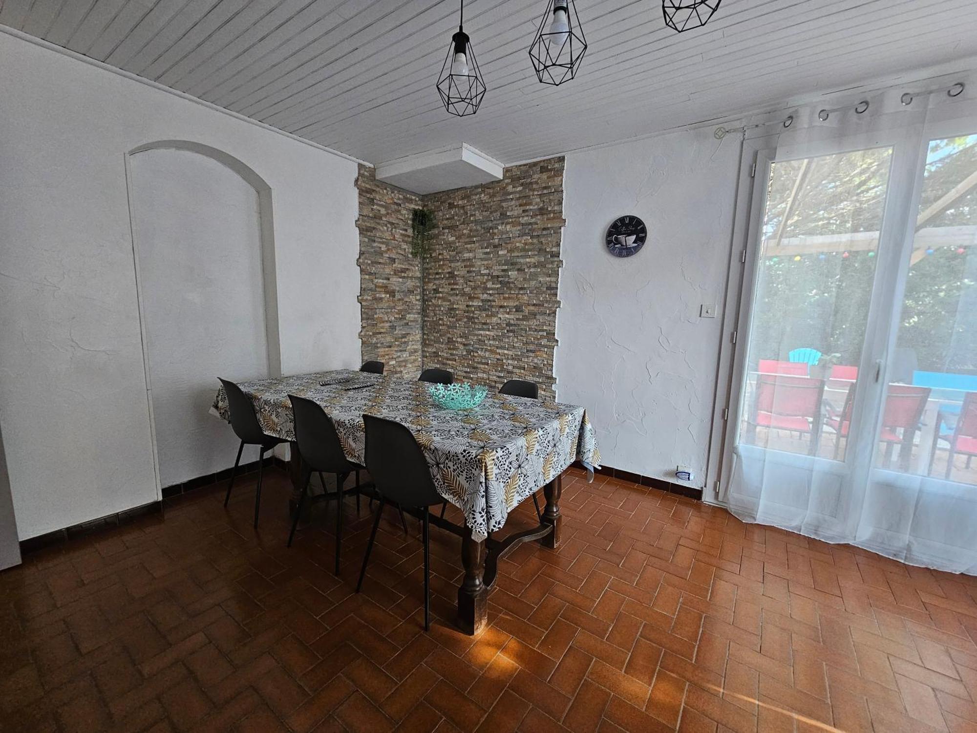 Location Saisonniere Appartement Coursan Buitenkant foto