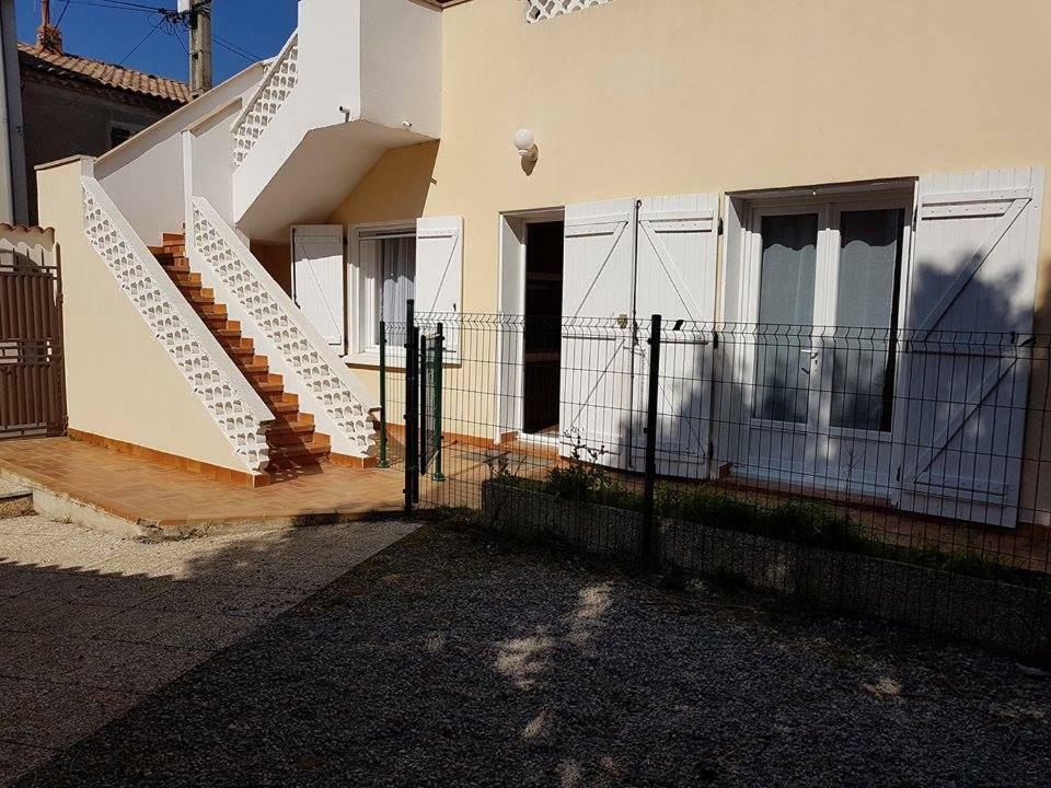 Location Saisonniere Appartement Coursan Buitenkant foto