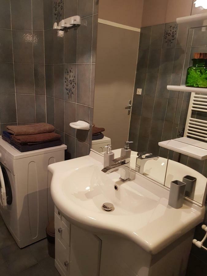 Location Saisonniere Appartement Coursan Buitenkant foto