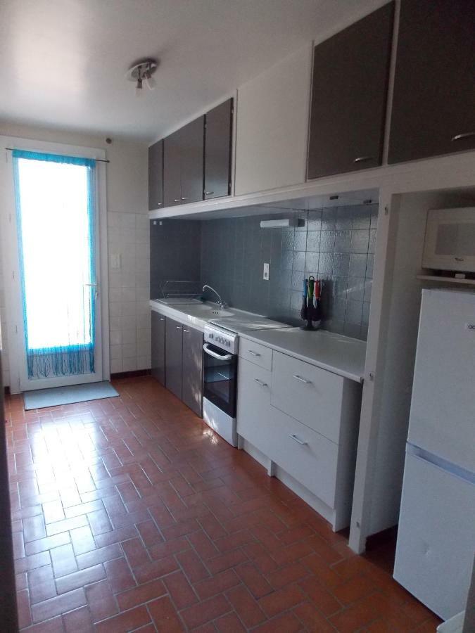 Location Saisonniere Appartement Coursan Buitenkant foto